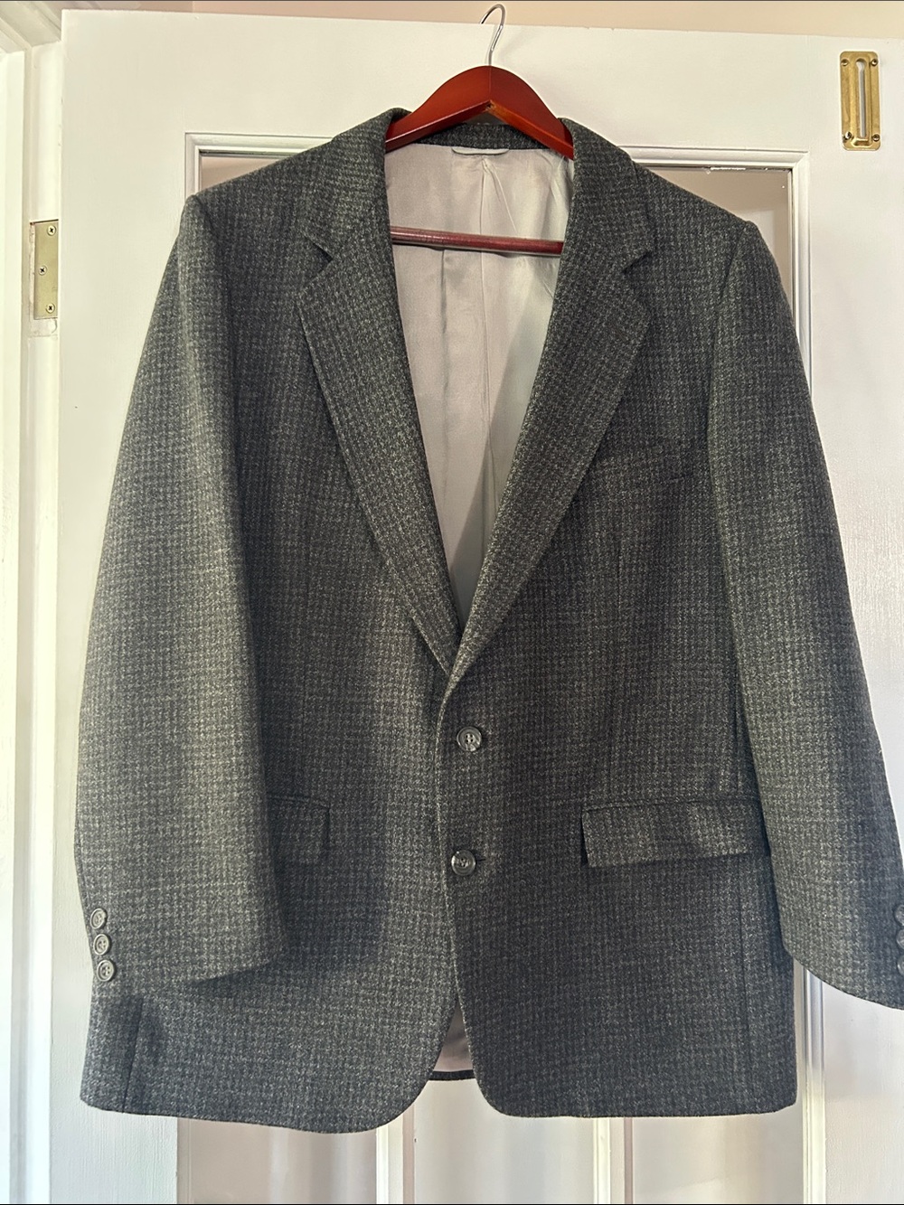 PARAGON Men's Charcoal Gray Two-Button Sport Coat